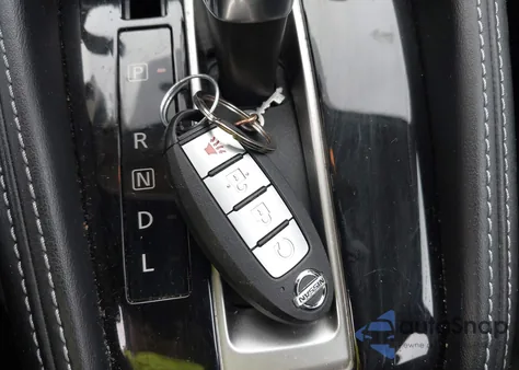 2018 Nissan Kicks Sv from USA, damaged, VIN 3N1CP5CU2JL543023